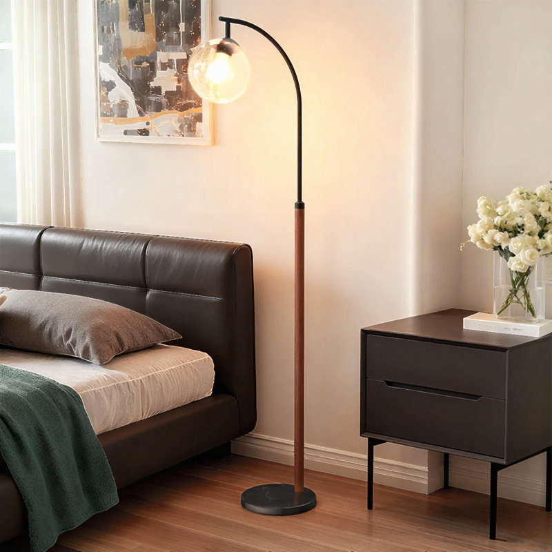 Lampe sur pied moderne en métal avec base en marbre et verre noir