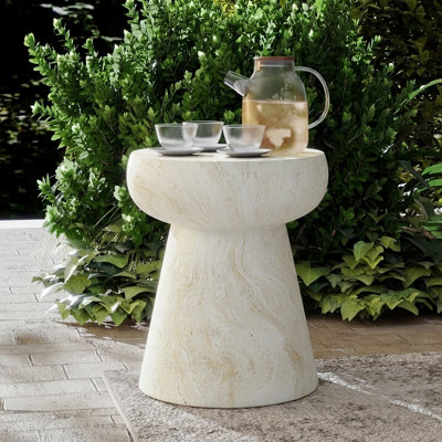 Tabouret décoratif en forme de champignon avec une utilisation polyvalente et une surface facile à nettoyer, parfait pour la maison et le patio