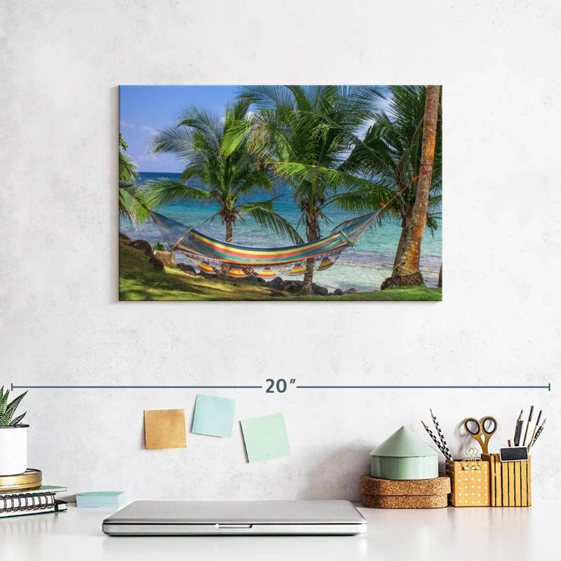 Gillard, plage tropicale du Nicaragua, H 8 po x l 12 po
