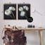Ensemble de 2 toiles flottantes simples avec pivoines noires et blanches par Jennifer Rigsby-411768062-411768063