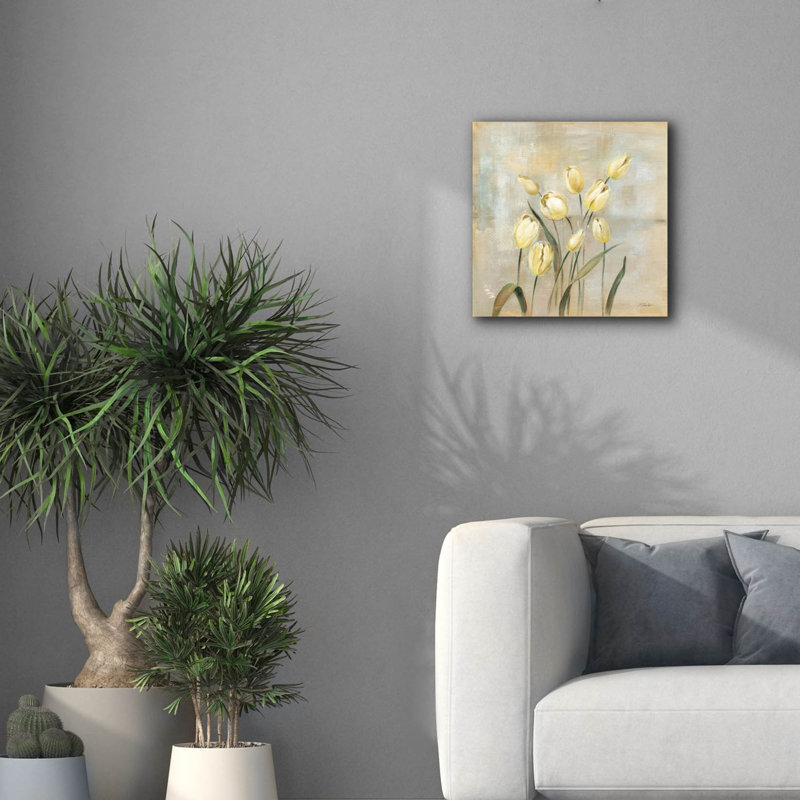 «Spring Field 2 Neutral» par Silvia Vassileva, art mural sur toile, H 18 po x l 18 po