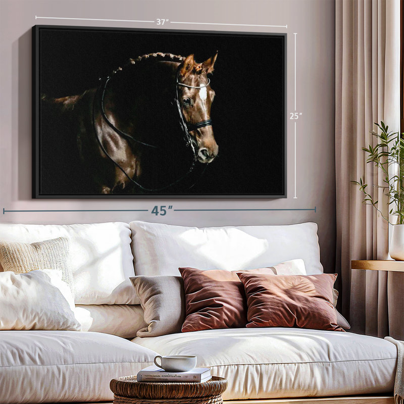 «Groomed Chestnut Horse», reproduction sur toile, H 27 po x l 40 po