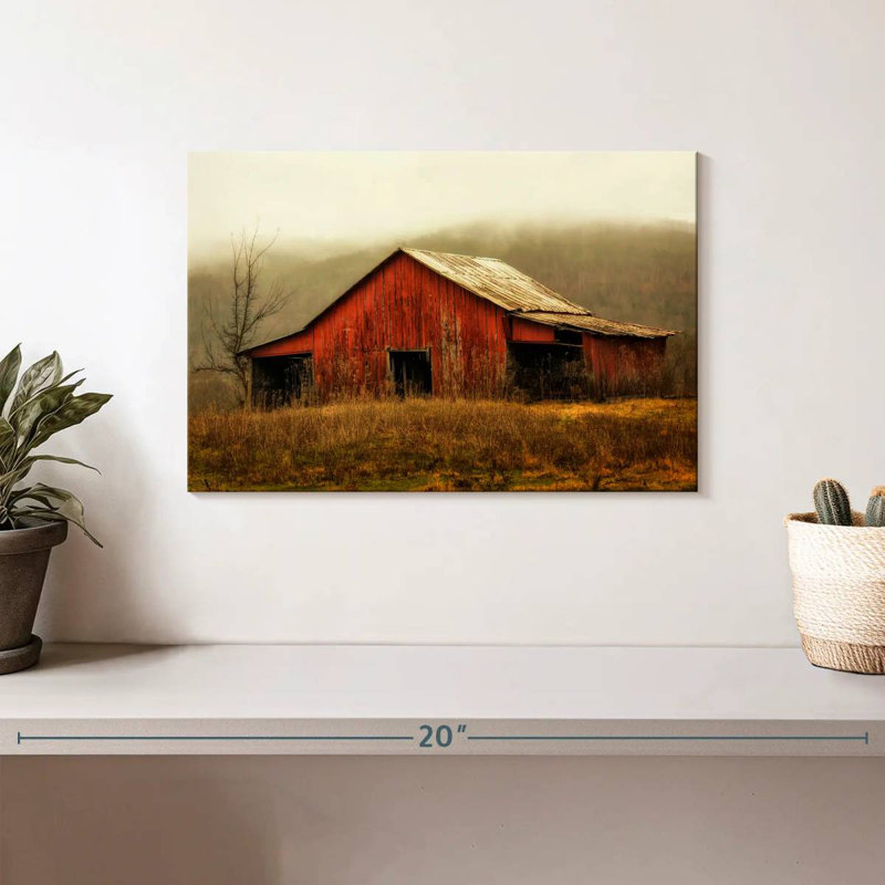 Skylight Barn dans le brouillard, H 8 po x l 12 po