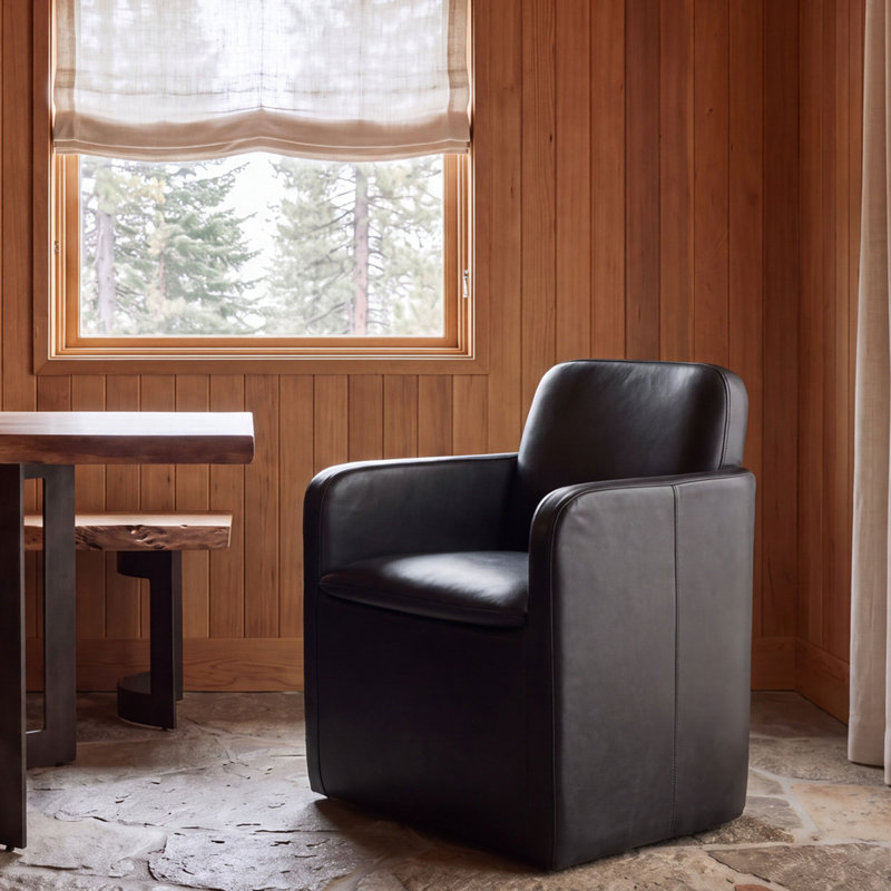 Fauteuil roulant Kylahni en cuir noir, Cuir noir