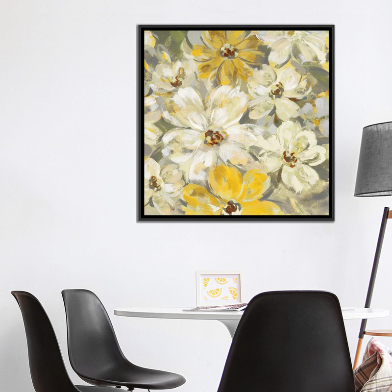 «Scattered Spring Petals, Yellow Grey», reproduction sur toile, H 18 po x l 18 po x P 1,5 po, Toile avec cadre noir