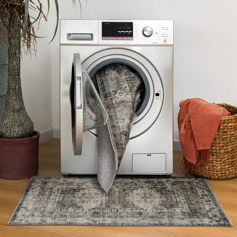 Tapis antidérapant Darryl-James, Rectangle 7 pi 6 po x 9 pi 6 po