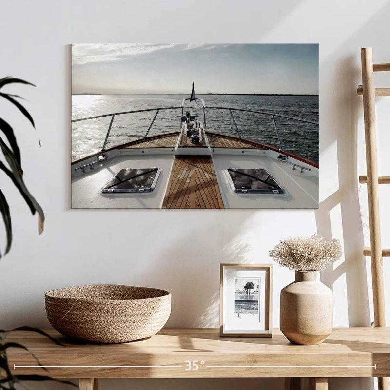Mehar Bow of Florida Yacht, H 16 po x l 24 po
