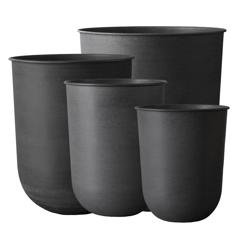 OUT 4 - Set Table Vase, 23.62" H x 19.69" W x 19.69" D, Black, 4