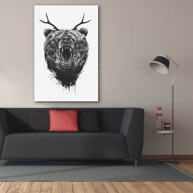 «Angry Bear With Antler» par Balazs Solti, art mural sur toile, H 60 po x l 40 po x P 1,5 po