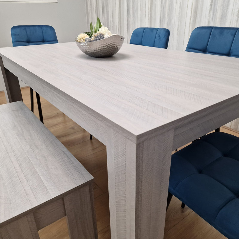 Juillac 6 - Person Dining Set