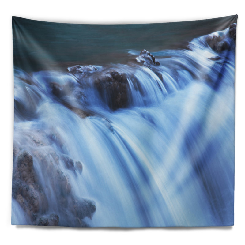 Tapisserie cascade d'eau bleue, H 32 po x l 39 po