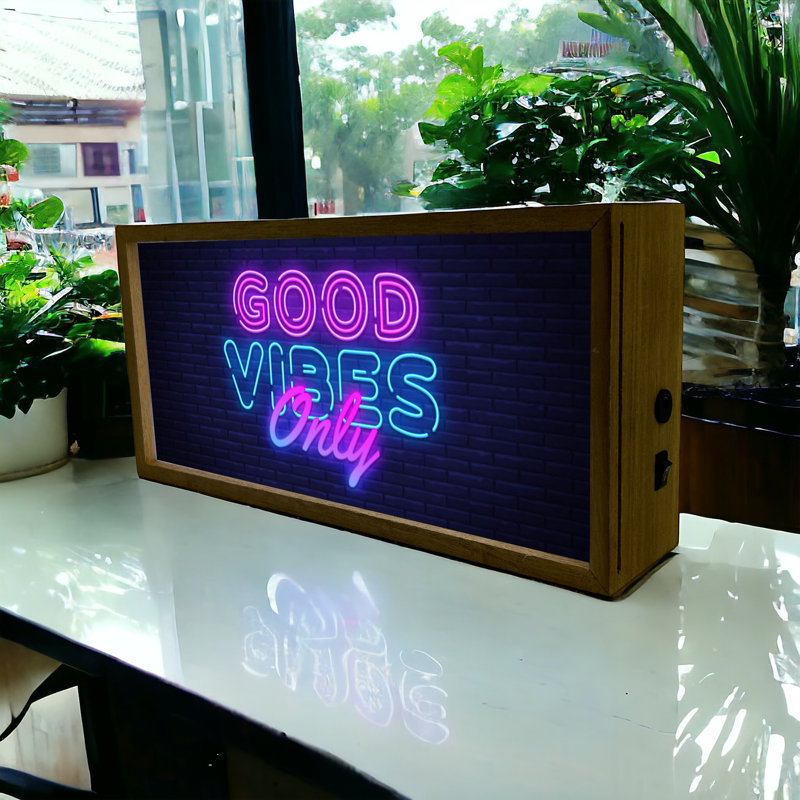 Piumafua Good Vibes Only 15" LED Sign