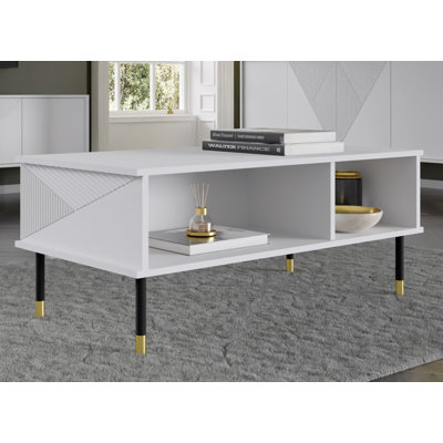Woody Coffee Table With Storage Space