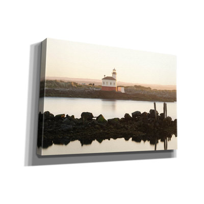 «Epic Graffiti 'Coquille River Lighthouse» par Brandon Wong, art mural sur toile