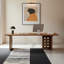 Bureau simple et luxueux-584991958