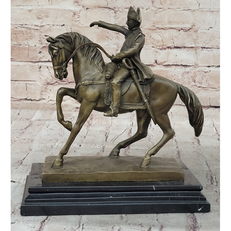 Statue de Napoléon Bonaparte traversant les Alpes à cheval, reproduction de statue en bronze