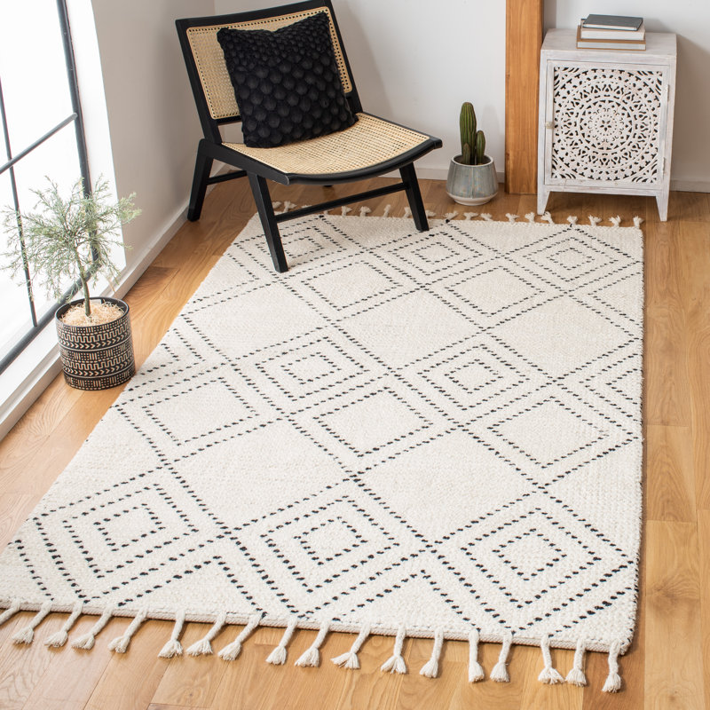 Tapis géométrique en laine / coton tissé à la main Mehaffey en ivoire / noir, Rectangle 4 pi x 6 pi