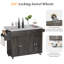 Chariot pour îlot de cuisine Farmhouse avec prise de courant et plateau de table pliable, îlot de cuisine roulant avec roues verrouillables, étagère à épices et armoires-324061474