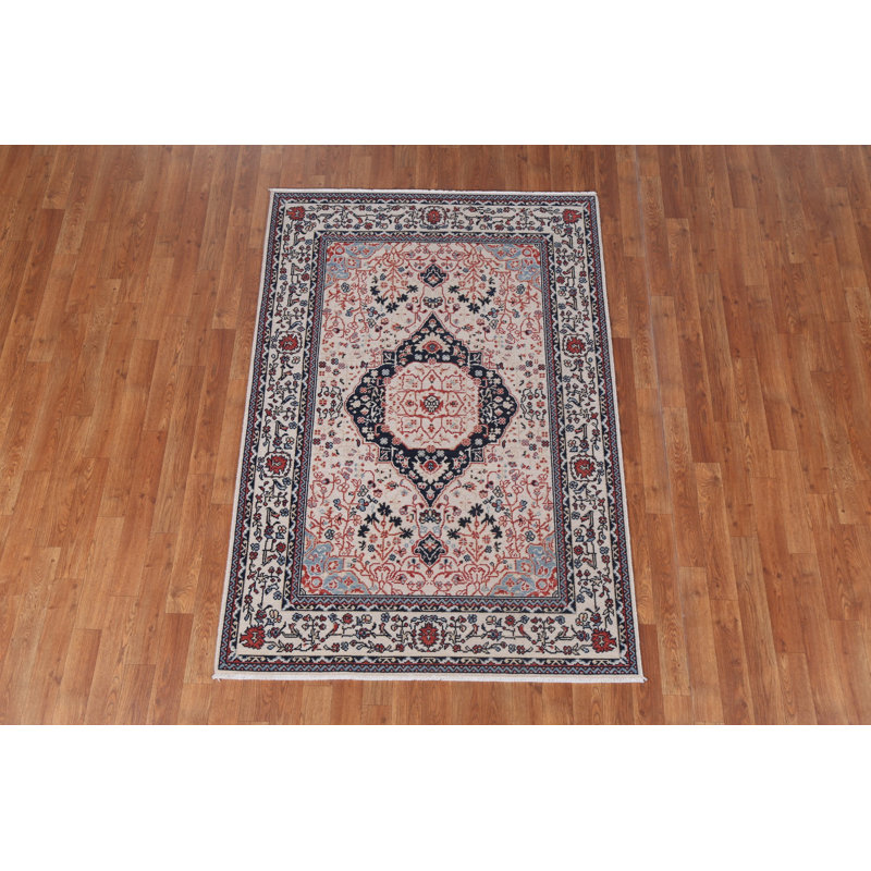 Tapis turc en laine fait à la main 4 x 6