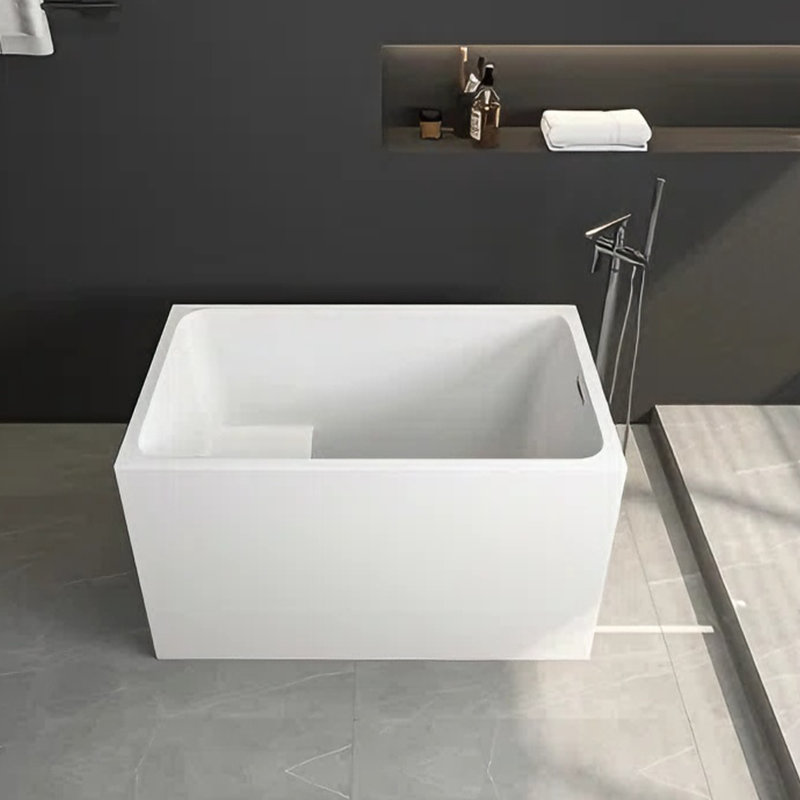 Baignoire autoportante rectangulaire 43 po en acrylique avec siège et trop-plein Chrome