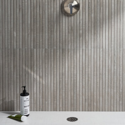Bond Tile Auburn Ribbon 24 in. x 48 in. Porcelain Ribbed Wood Look Wall ...