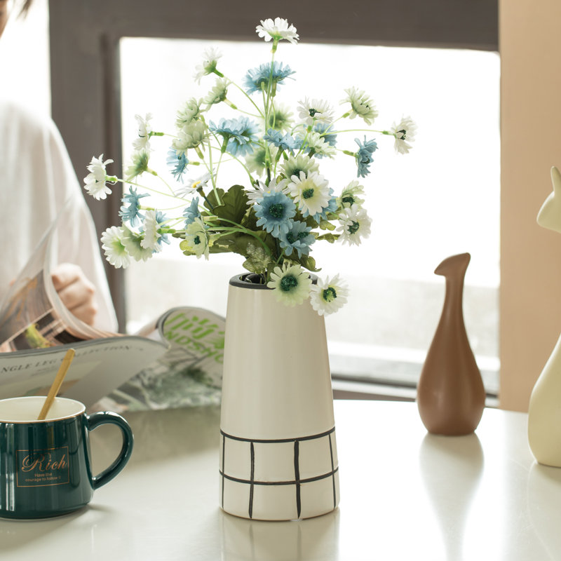 Vase de table en céramique blanc