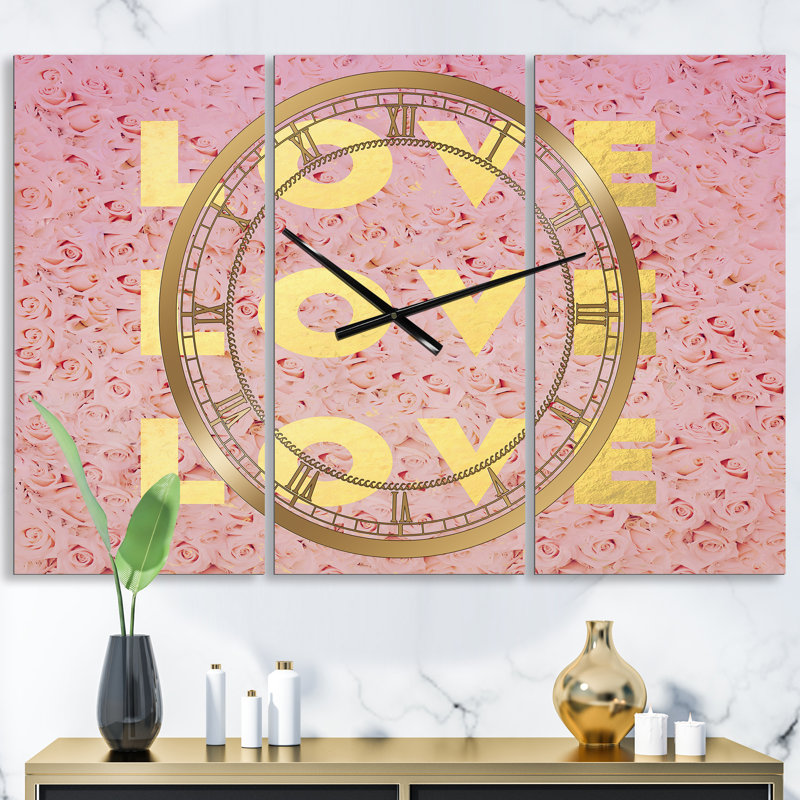 Horloge murale surdimensionnée 3 panneaux Love, Love, Love
