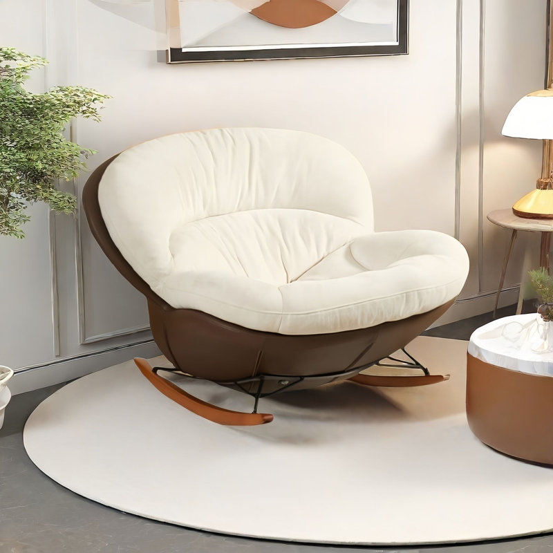 Chaise berçante moderne rembourrée