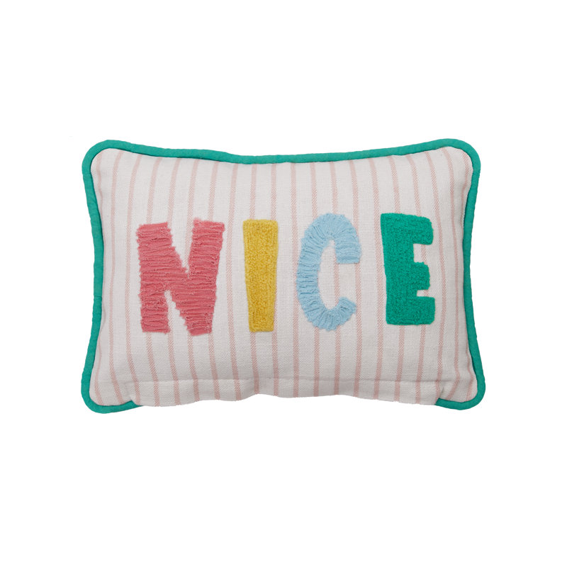 Coussin brodé réversible Naughty/Nice de Holiday Bright, Naughty/Nice