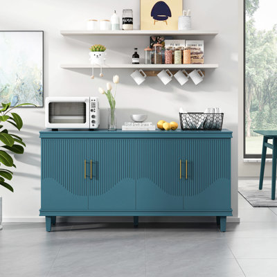 Armoire 59,84 po à 4 portes de grande taille, identique au salon, à la cuisine, à la chambre à coucher et au couloir