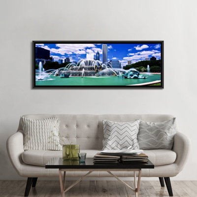 " Buckingham Fountain In Grant Park, Chicago, Cook County, Illinois, USA " by Panoramic Images