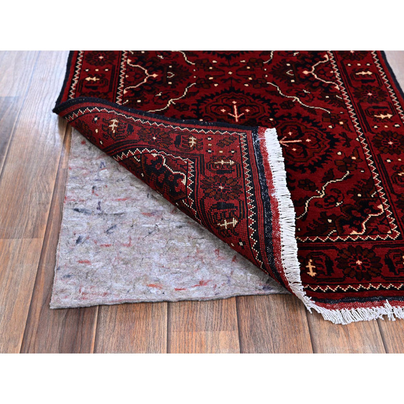 Tapis rubis rouge khamyab 2 pi 4 po x 5 pi 2 po avec motif tribal, laine douce et brillante nouée à la main, teintures naturelles, tapis de couloir oriental