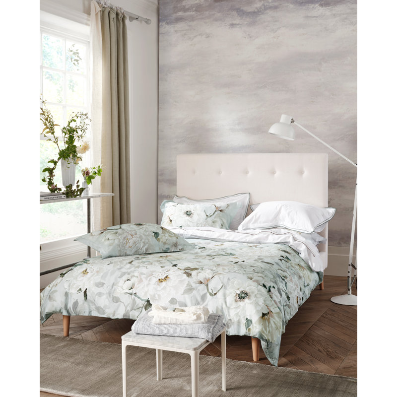 Designers Guild Fleur Blanche Platinum 250 Thread Count Bedset, Super King Bed (260 x 220 cm)