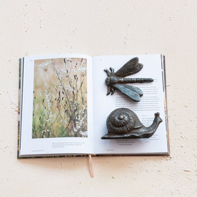 Baturhan Animals Figurines & Sculptures