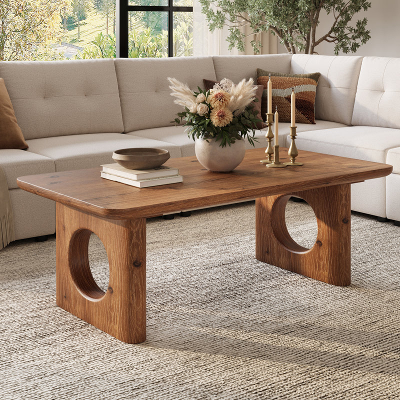 Table basse en bois massif avec pattes géométriques, Marron clair