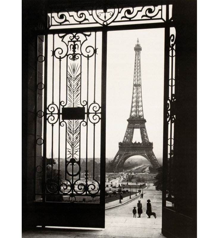 La Tour Eiffel vue du Trocadéro MCG-G665, H 18 po x l 13 po