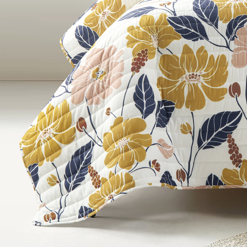 Lucia Abstract Floral Cotton Quilt Yellow/Navy 3Pc Set, Twin Extra Long Quilt + 2 Standard Shams