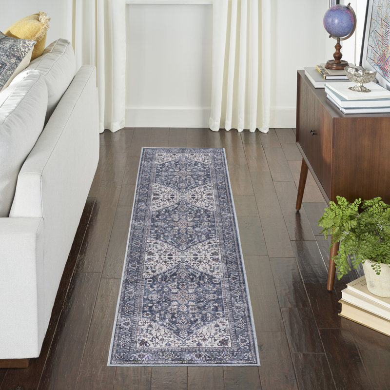 Polyester floral lavable à la machine / coton ivoire / bleu marine, Tapis de couloir 2 pi 2 po x 8 pi
