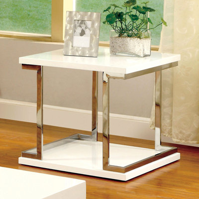 Table de bout chic avec cadre et compartiment de rangement ouvert moderne