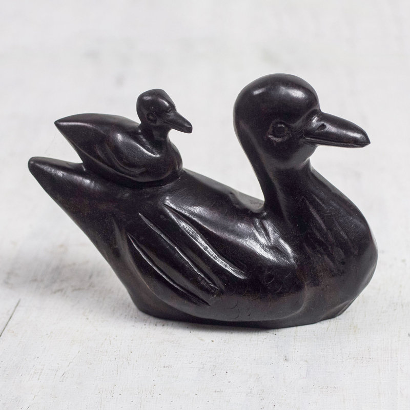 Sculpture mère canard