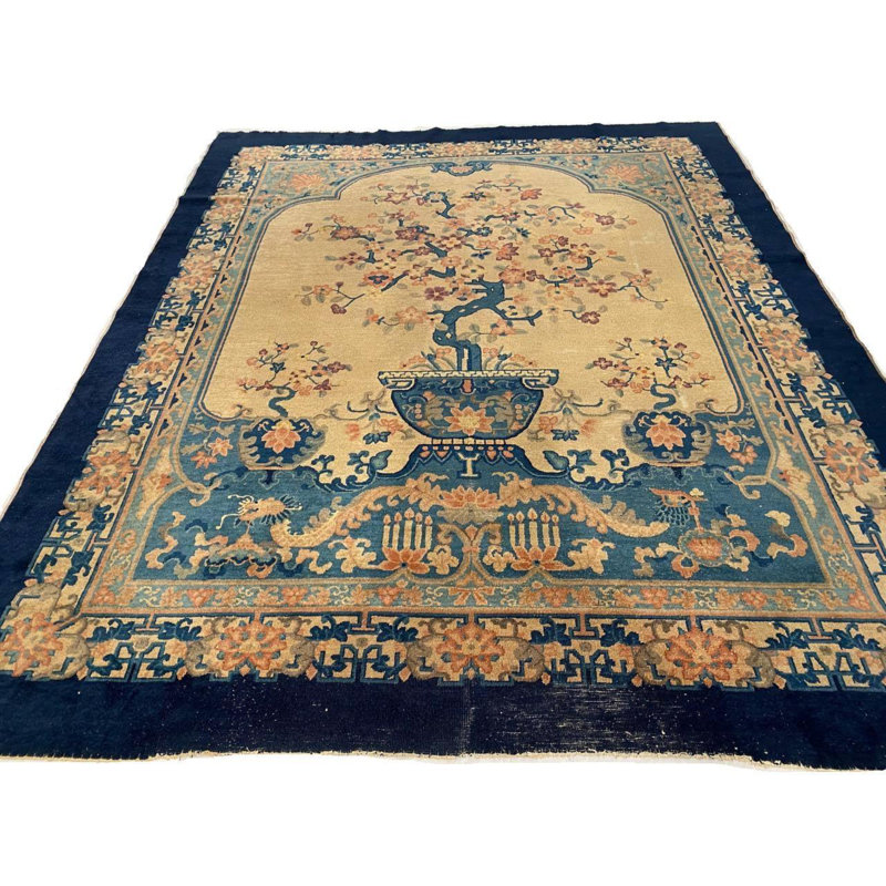 Floral Area Rug in Beige