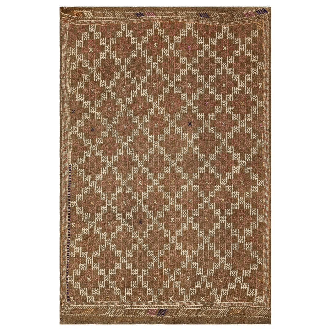 Round Kamren Hand Knotted Area Rug