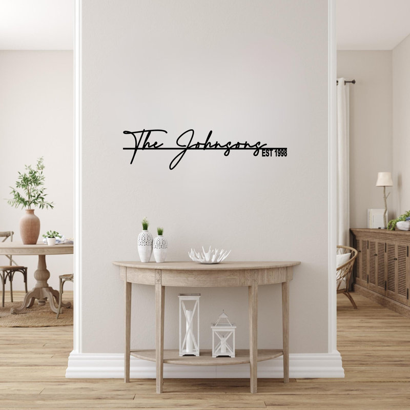 Décoration murale personnalisée en métal «Family Nom» avec année de création, H 6 po x l 24 po x P 0,2 po, Oui