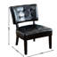 Chaise noire en similicuir avec sièges surdimensionnés et capitonnage captivant de qualité durable