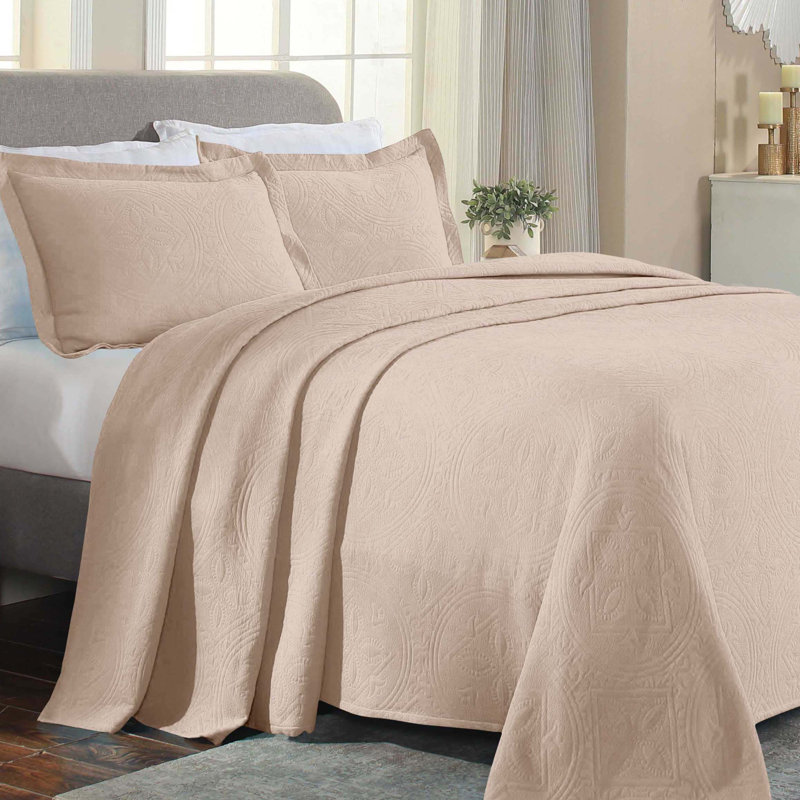 Scotia 100% Cotton Jacquard Matelasse Celtic Circle Bedspread Set, Twin Bedspread + 1 Sham, Bisque