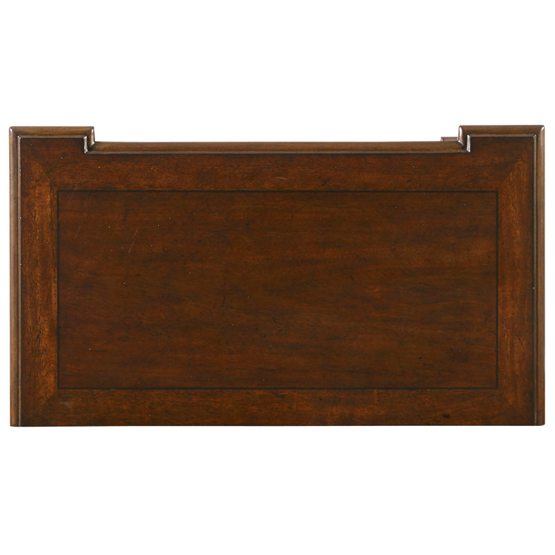 Leesburg 3 - Drawer Nightstand