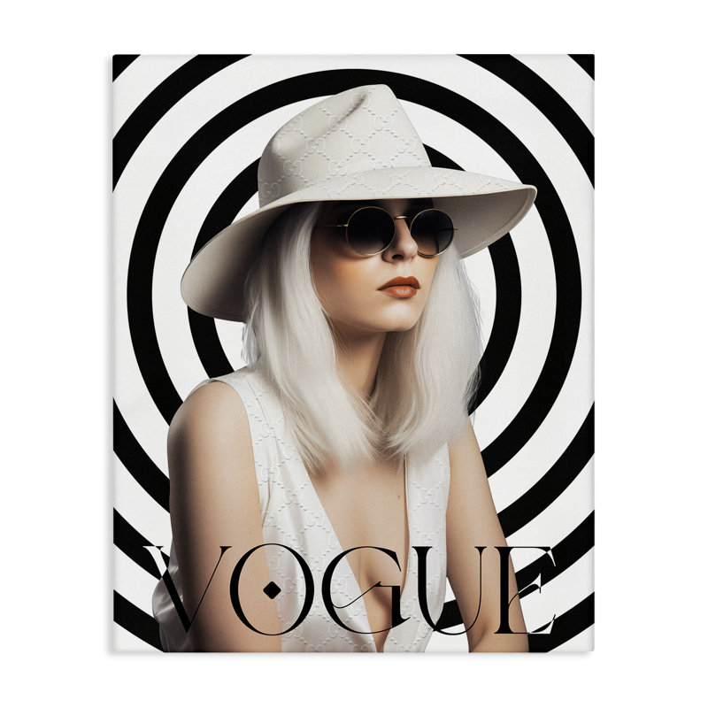 «Mod Girl Portrait», art mural sur toile par Ziwei Li, H 30 po x l 24 po