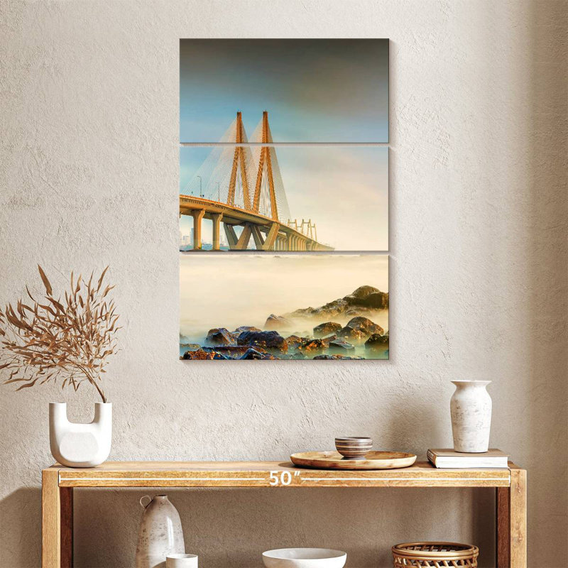 Lilie Hazy Bandra Worli Sea Link, H 23 po x l 14 po