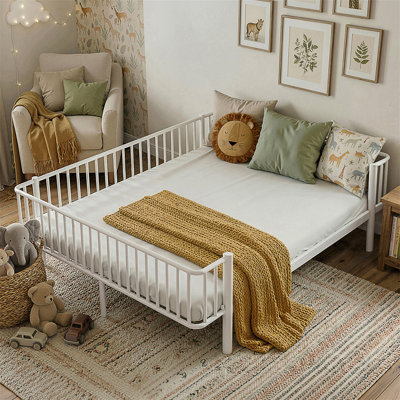 Queen Size Metal Daybed , Sturdy Steel Slat Support Daybed Sofa, No Box Spring Needed