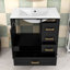 Meuble-lavabo de salle de bain avec lavabo en céramique, tiroirs à fermeture en douceur et porte-567557433